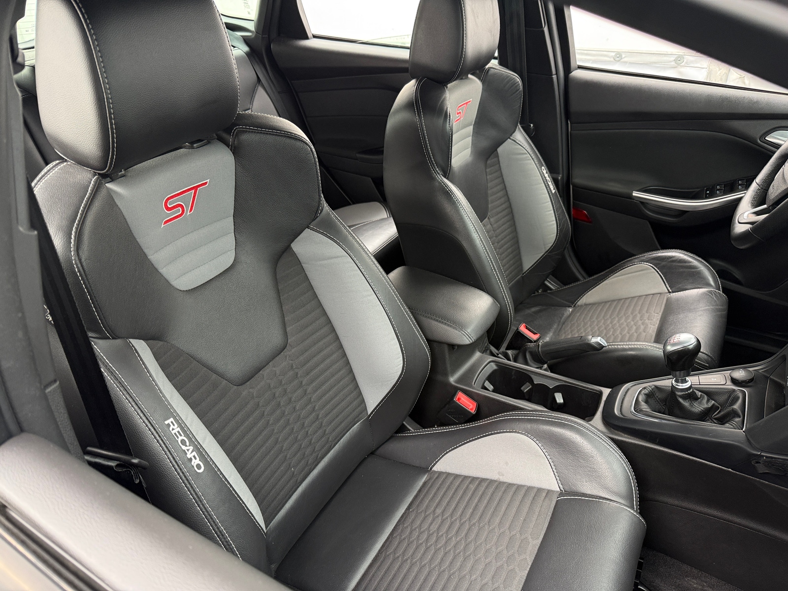 Thumbnail: 2018 Ford Focus - 2