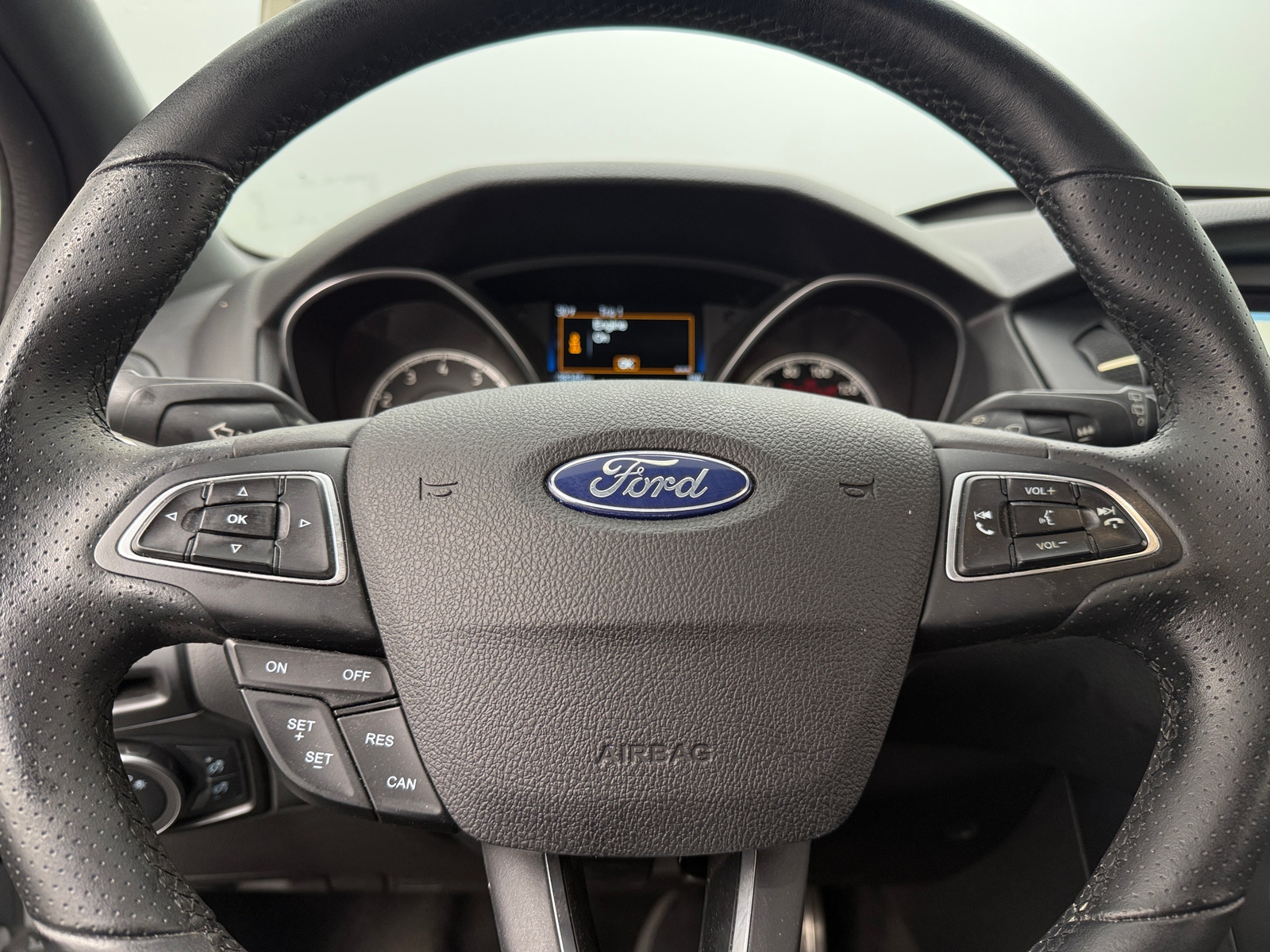 Thumbnail: 2018 Ford Focus - 5