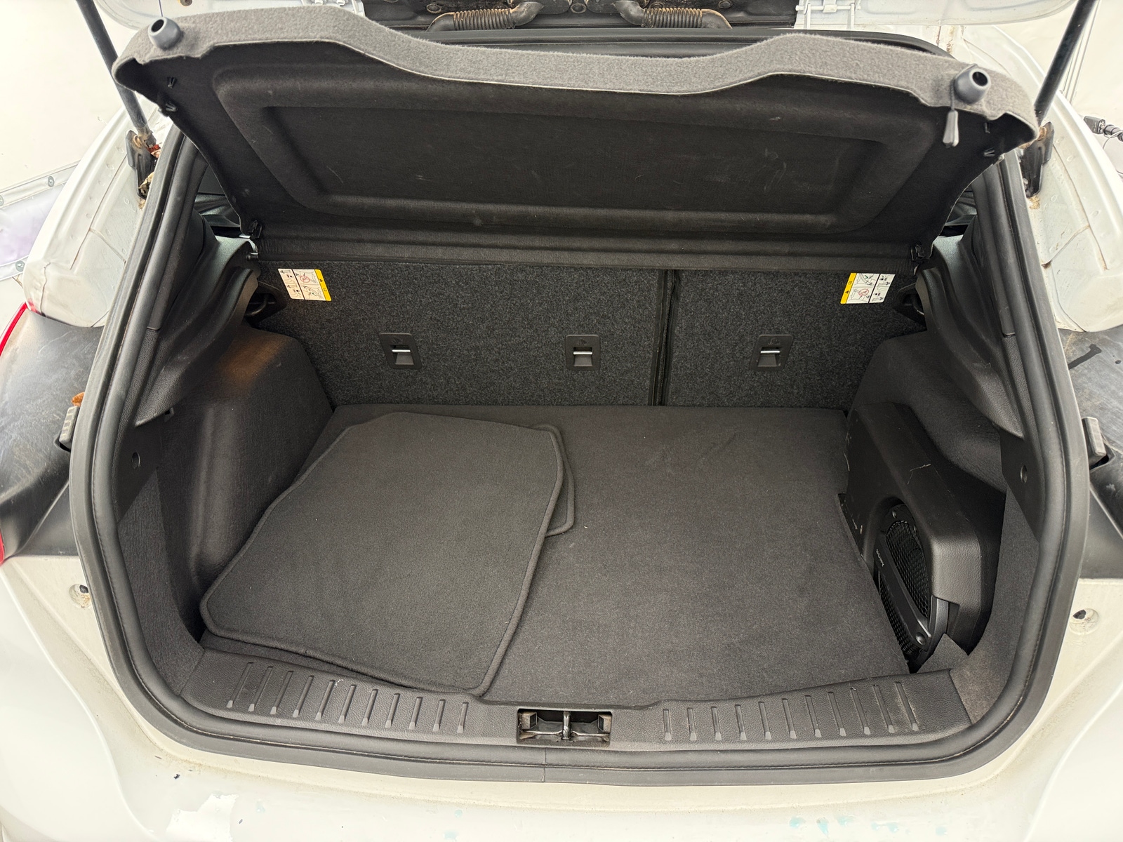 Thumbnail: 2018 Ford Focus - 7