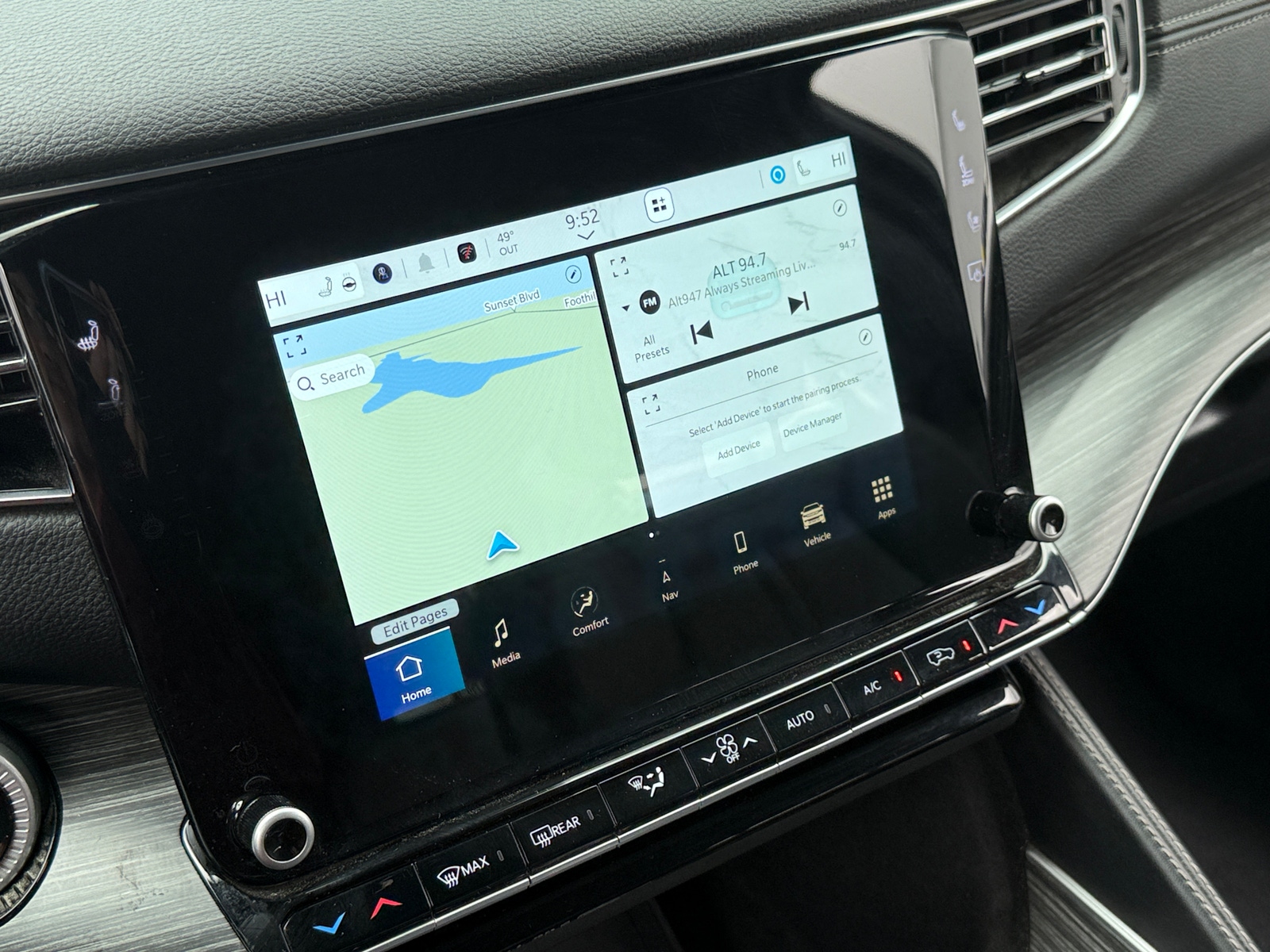 Thumbnail: 2024 Jeep Wagoneer - 3