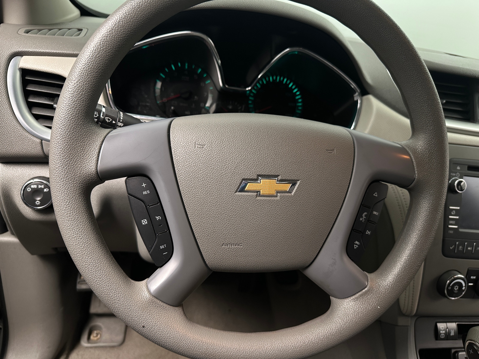 Thumbnail: 2017 Chevrolet Traverse - 5