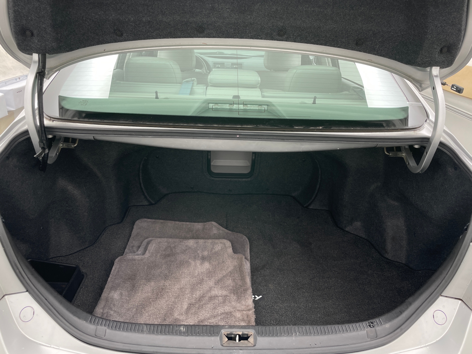 Thumbnail: 2011 Toyota Camry - 7