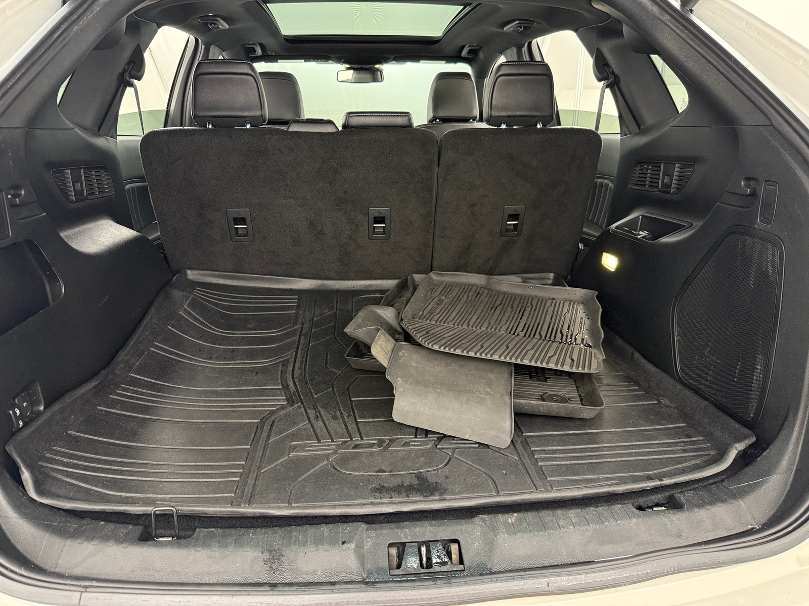 Thumbnail: 2022 Ford Edge - 6