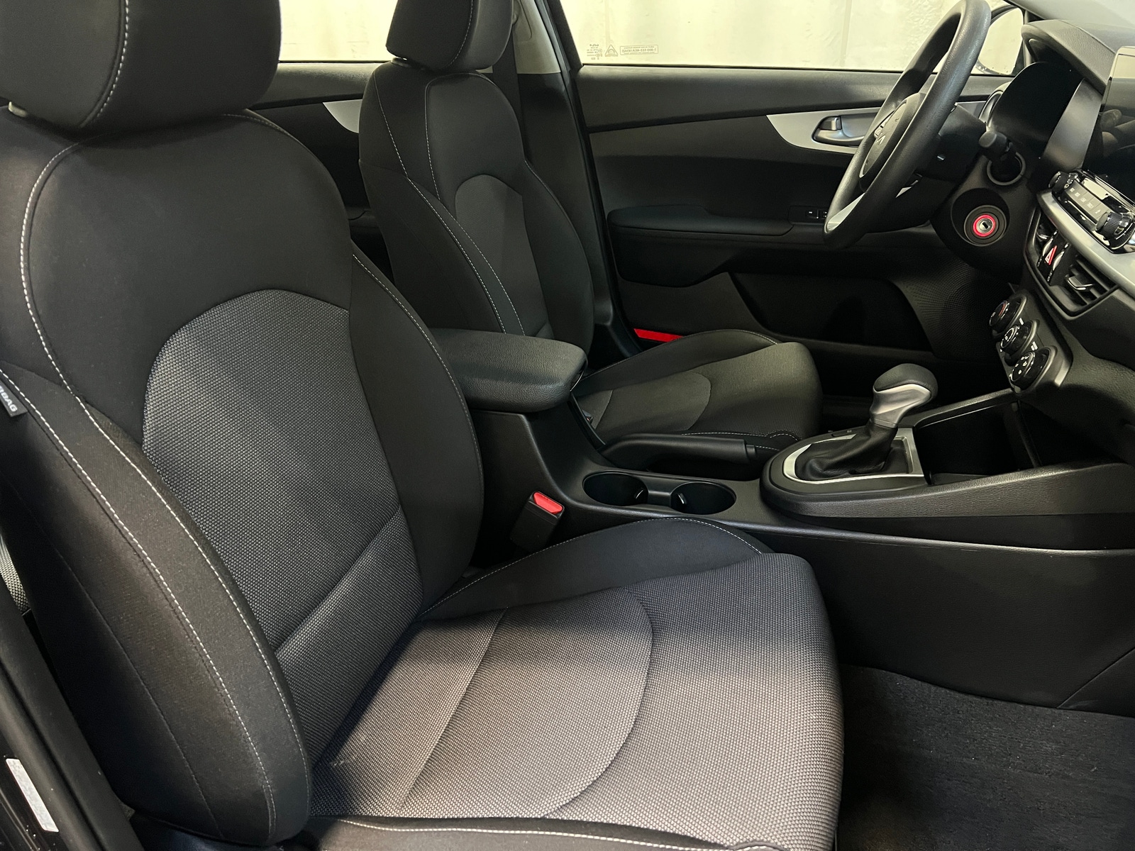 Thumbnail: 2024 Kia Forte - 2