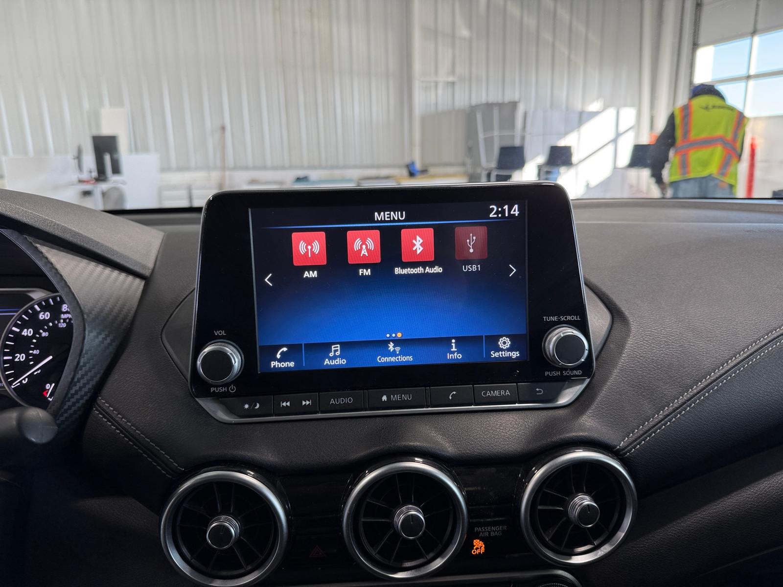 Thumbnail: 2023 Nissan Sentra - 4