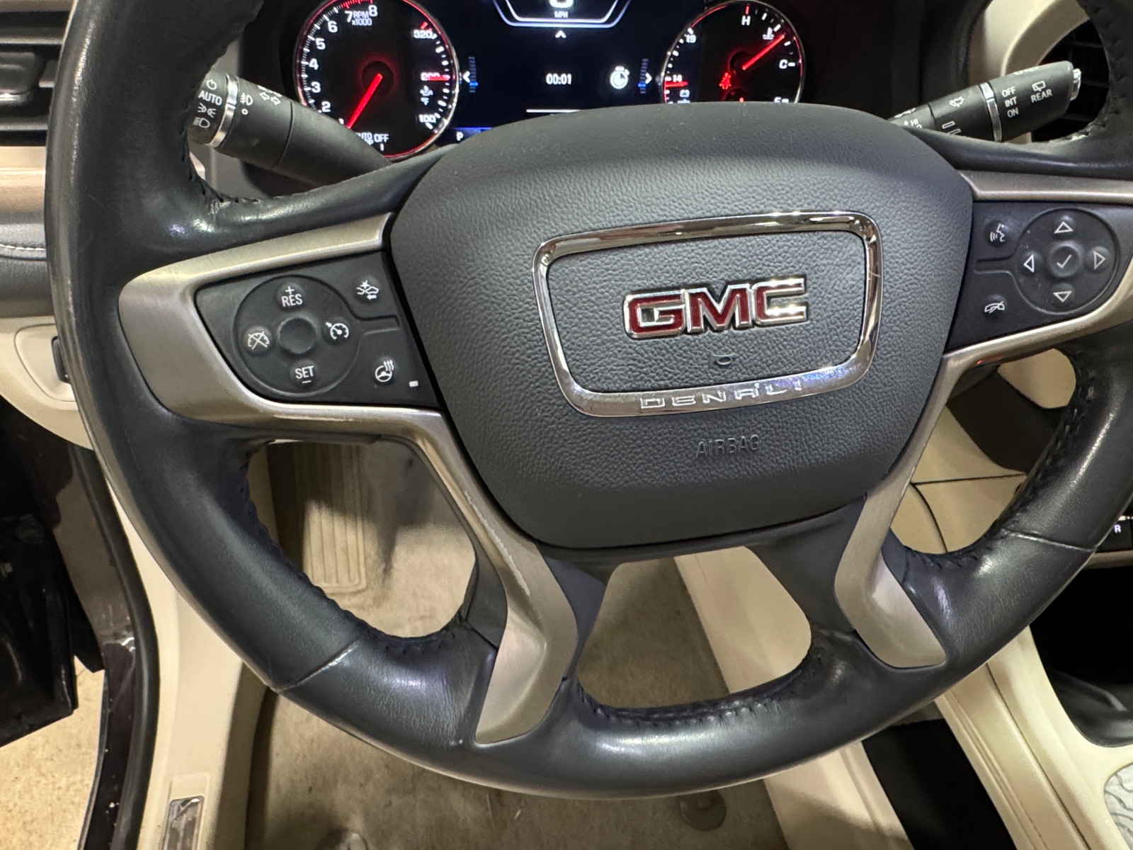 Thumbnail: 2020 GMC Acadia - 4