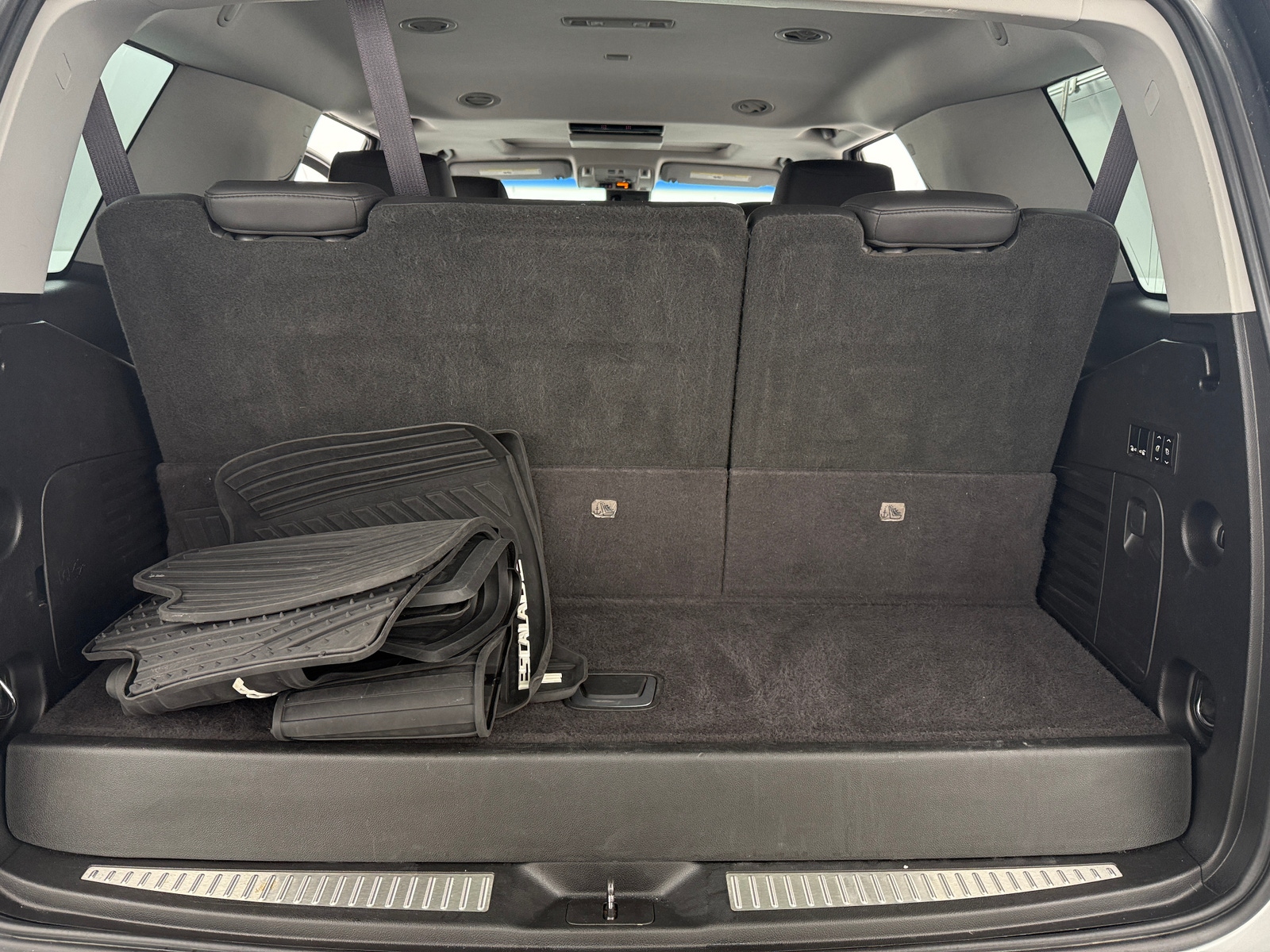 Thumbnail: 2017 Cadillac Escalade - 6