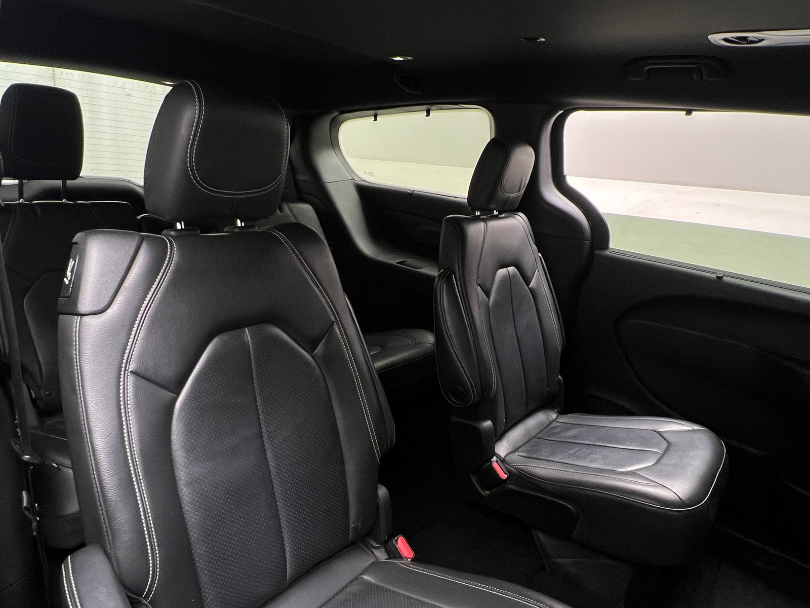 Thumbnail: 2021 Chrysler Pacifica - 5