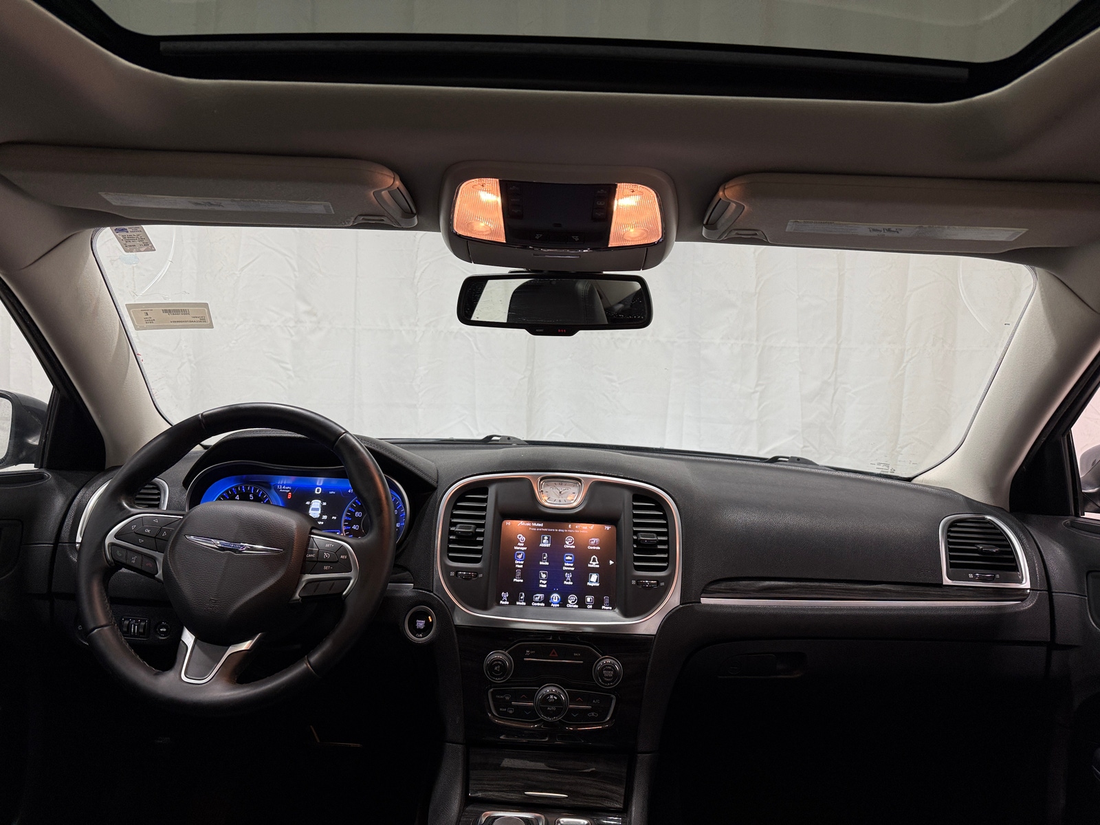 Thumbnail: 2016 Chrysler 300 - 2