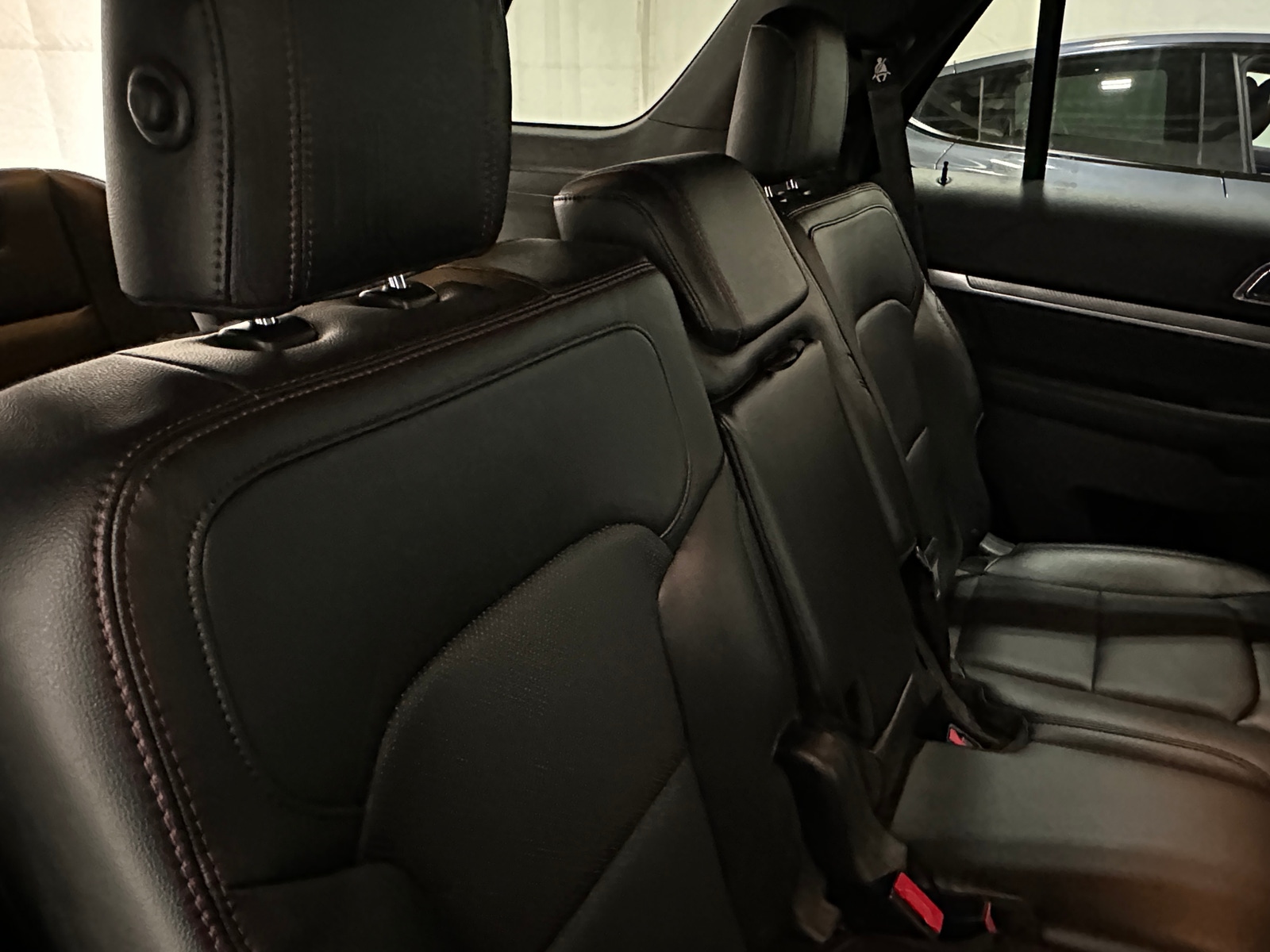 Thumbnail: 2017 Ford Explorer - 5