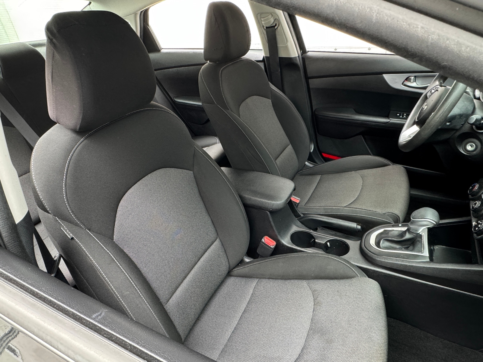 Thumbnail: 2022 Kia Forte - 2