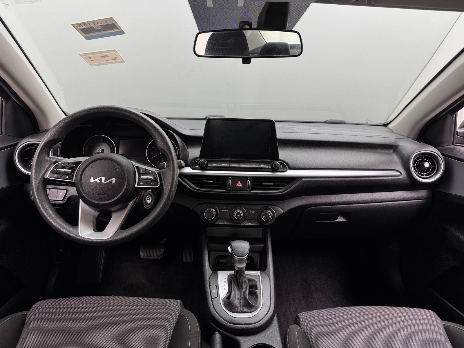 Thumbnail: 2022 Kia Forte - 3