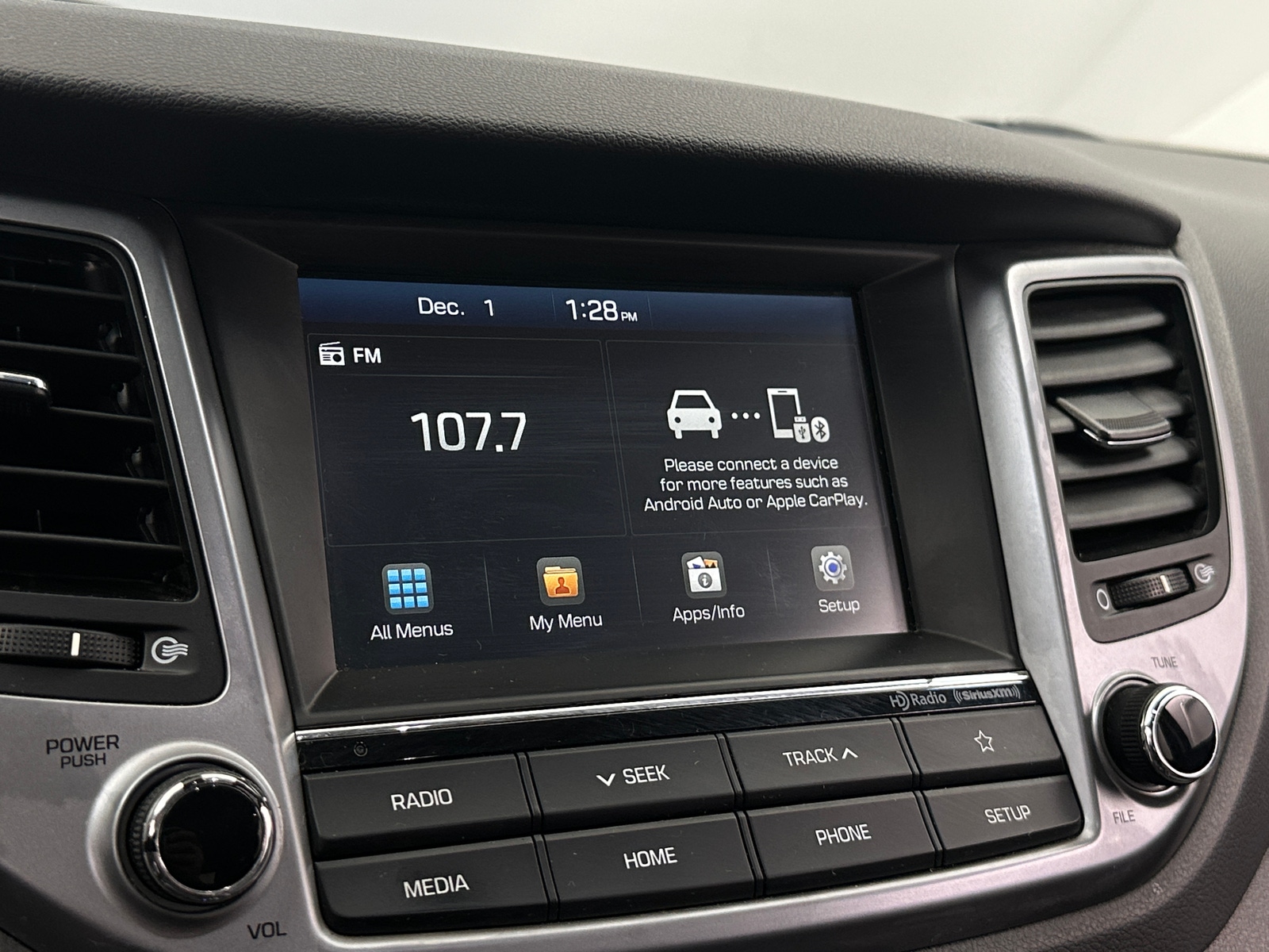 Thumbnail: 2018 Hyundai Tucson - 4