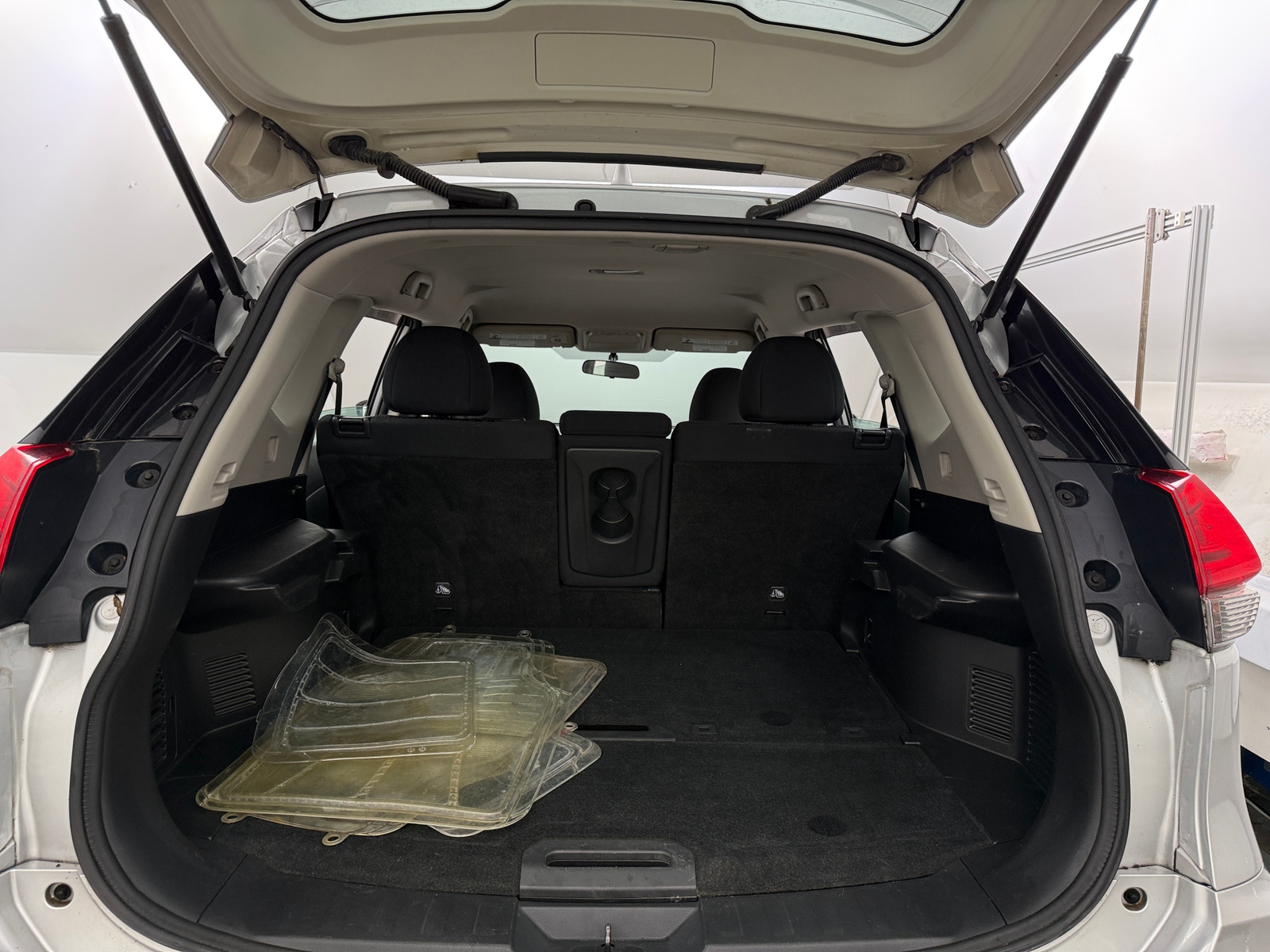 Thumbnail: 2017 Nissan Rogue - 7