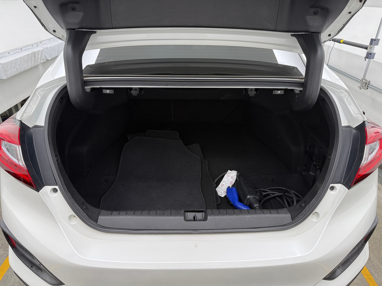 Thumbnail: 2018 Honda Clarity - 6