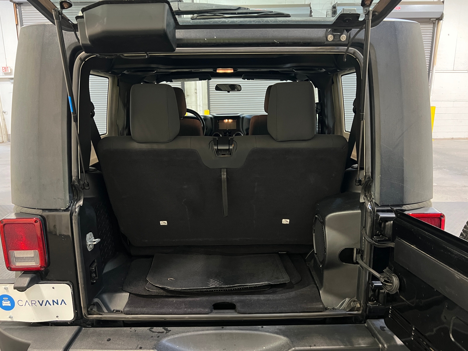 Thumbnail: 2012 Jeep Wrangler - 7