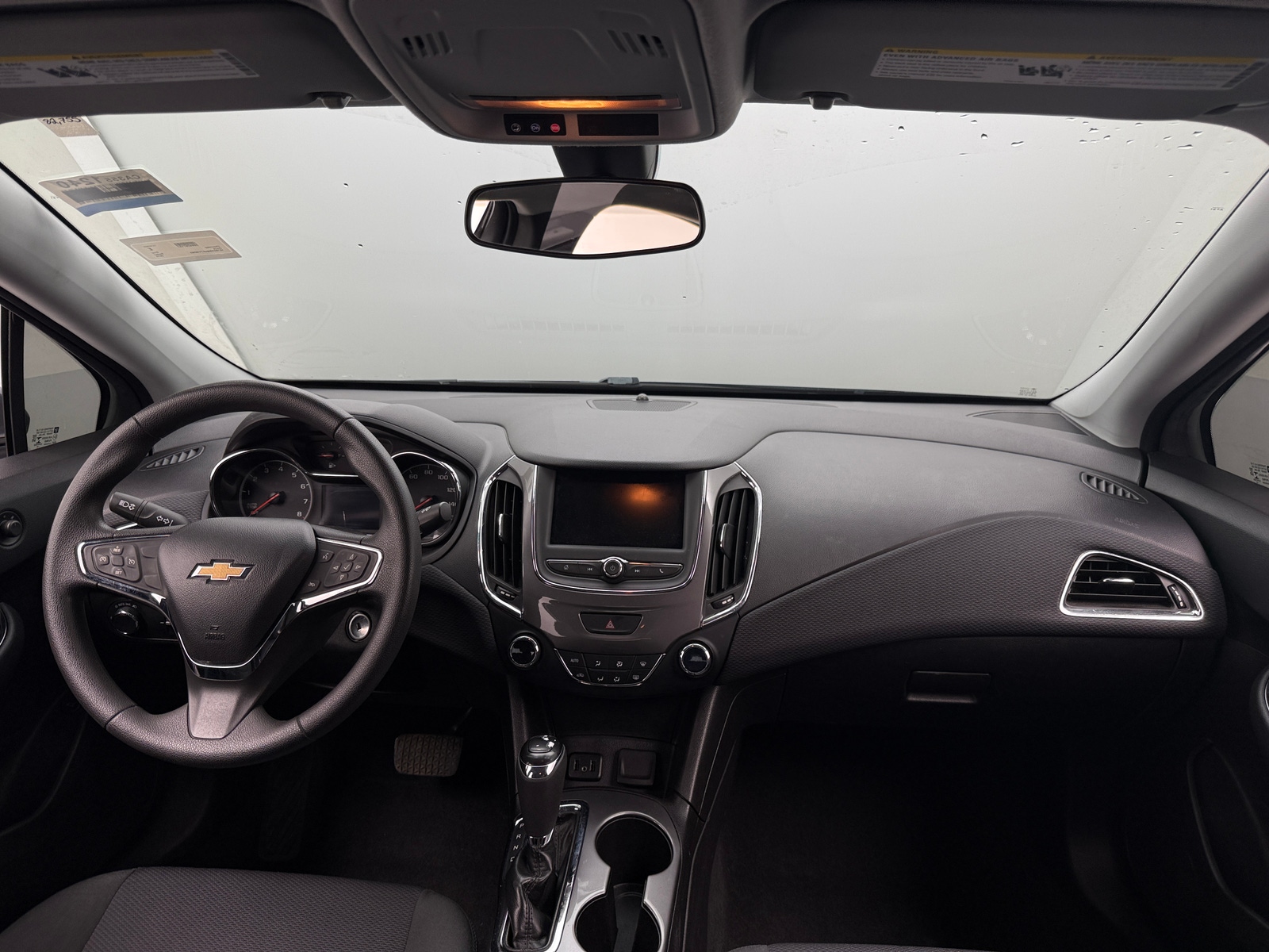 Thumbnail: 2019 Chevrolet Cruze - 3