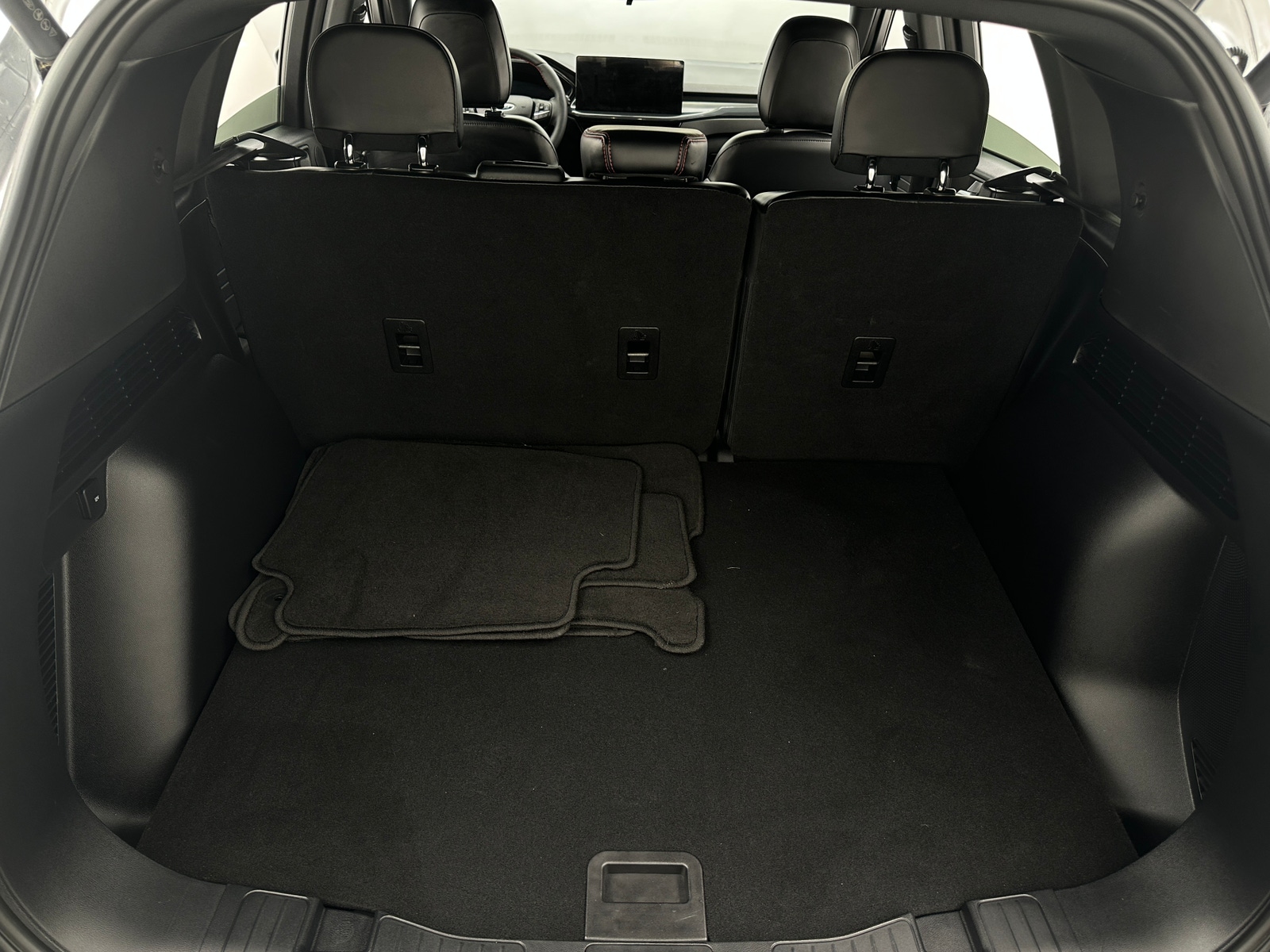 Thumbnail: 2024 Ford Escape - 7