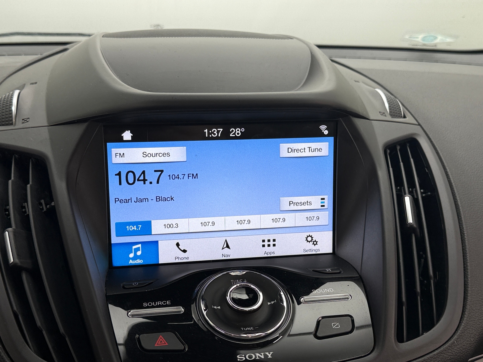 Thumbnail: 2019 Ford Escape - 3