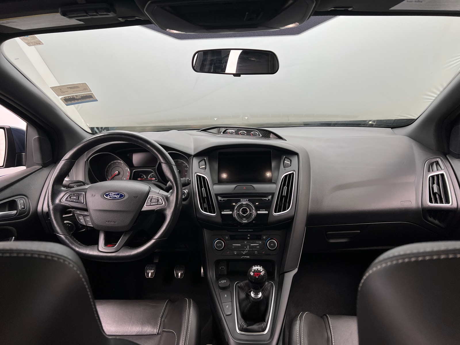 Thumbnail: 2018 Ford Focus - 3