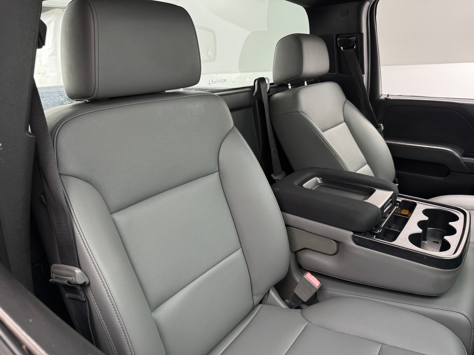 Thumbnail: 2018 Chevrolet Silverado 1500 - 2