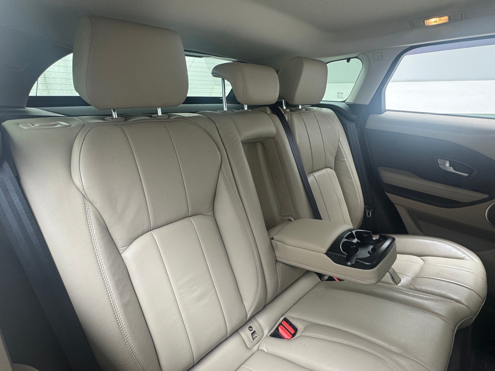 Thumbnail: 2017 Land Rover Range Rover Evoque - 5