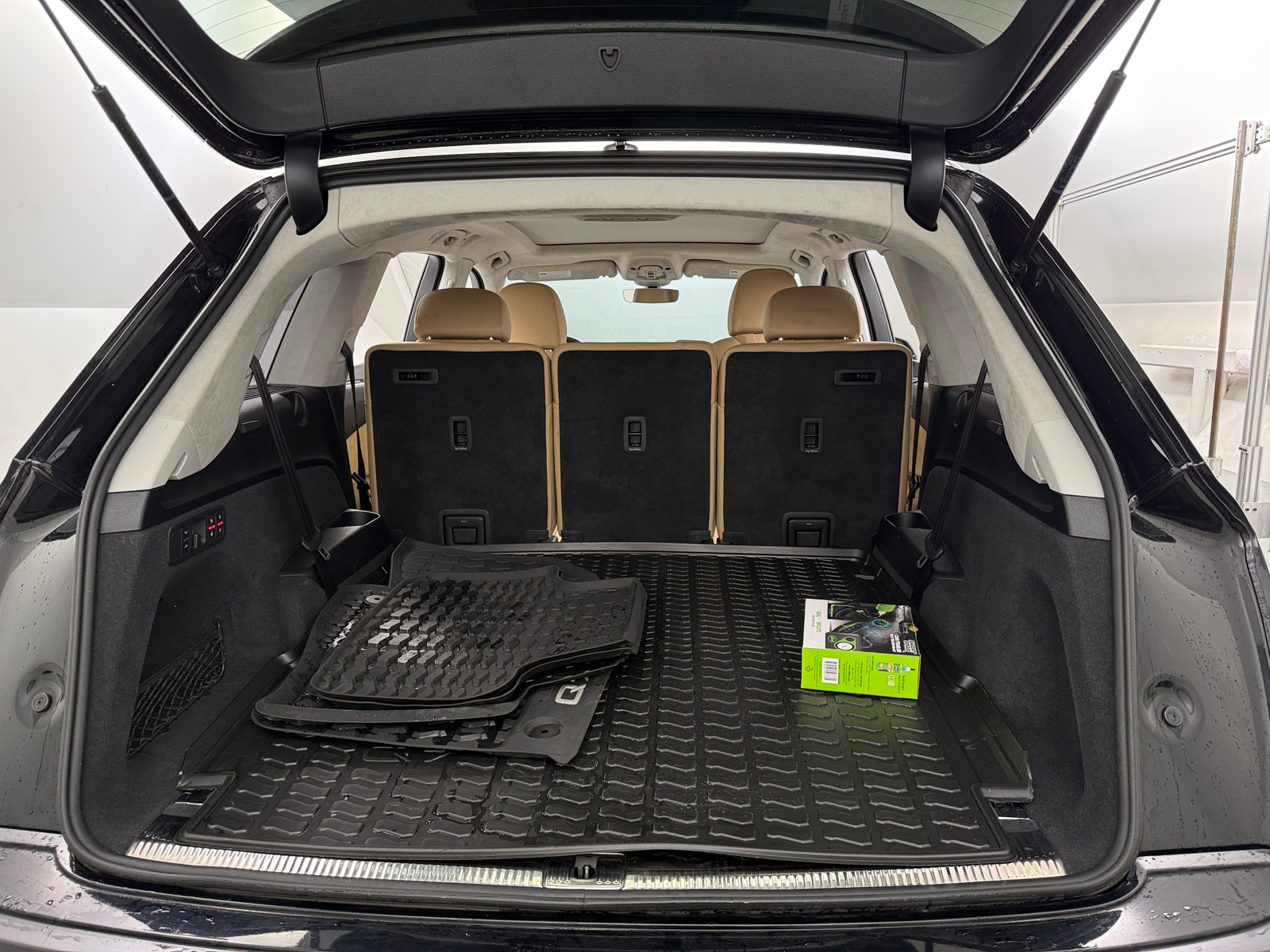 Thumbnail: 2021 Audi Q7 - 6