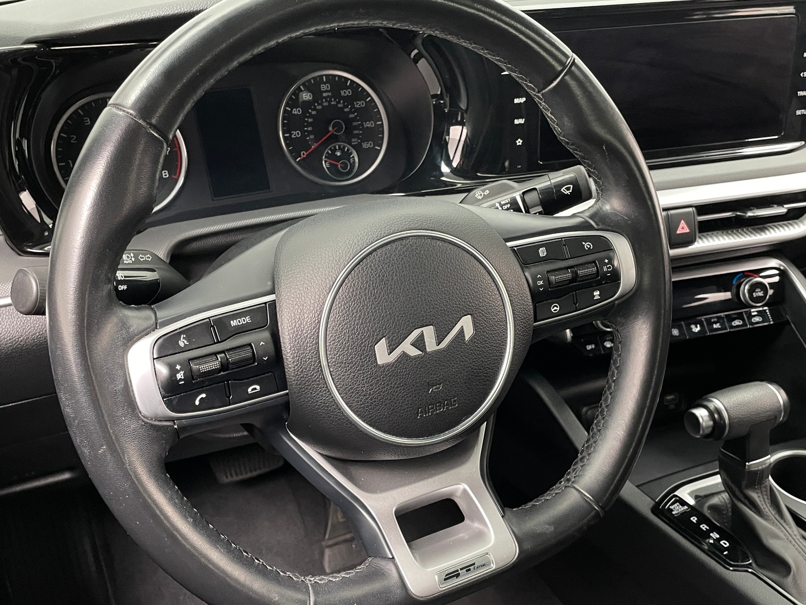 Thumbnail: 2023 Kia K5 - 5