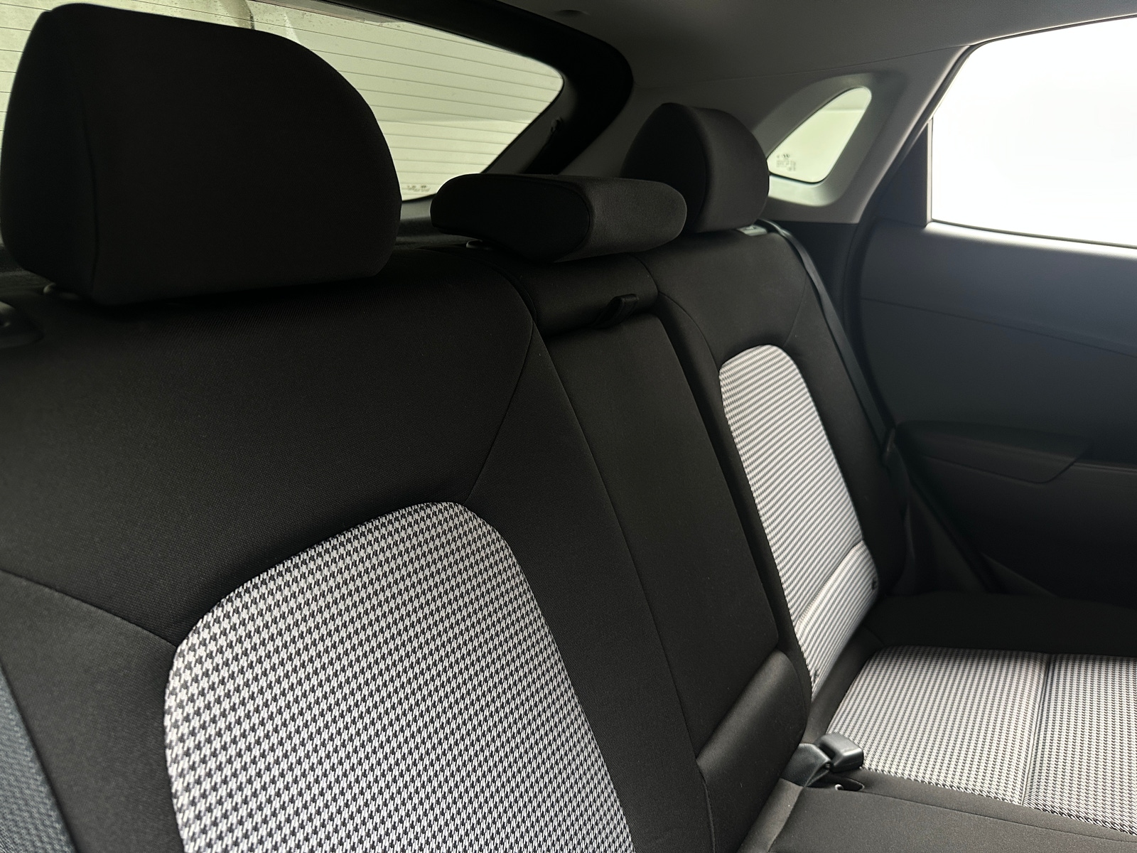 Thumbnail: 2021 Hyundai Kona - 6