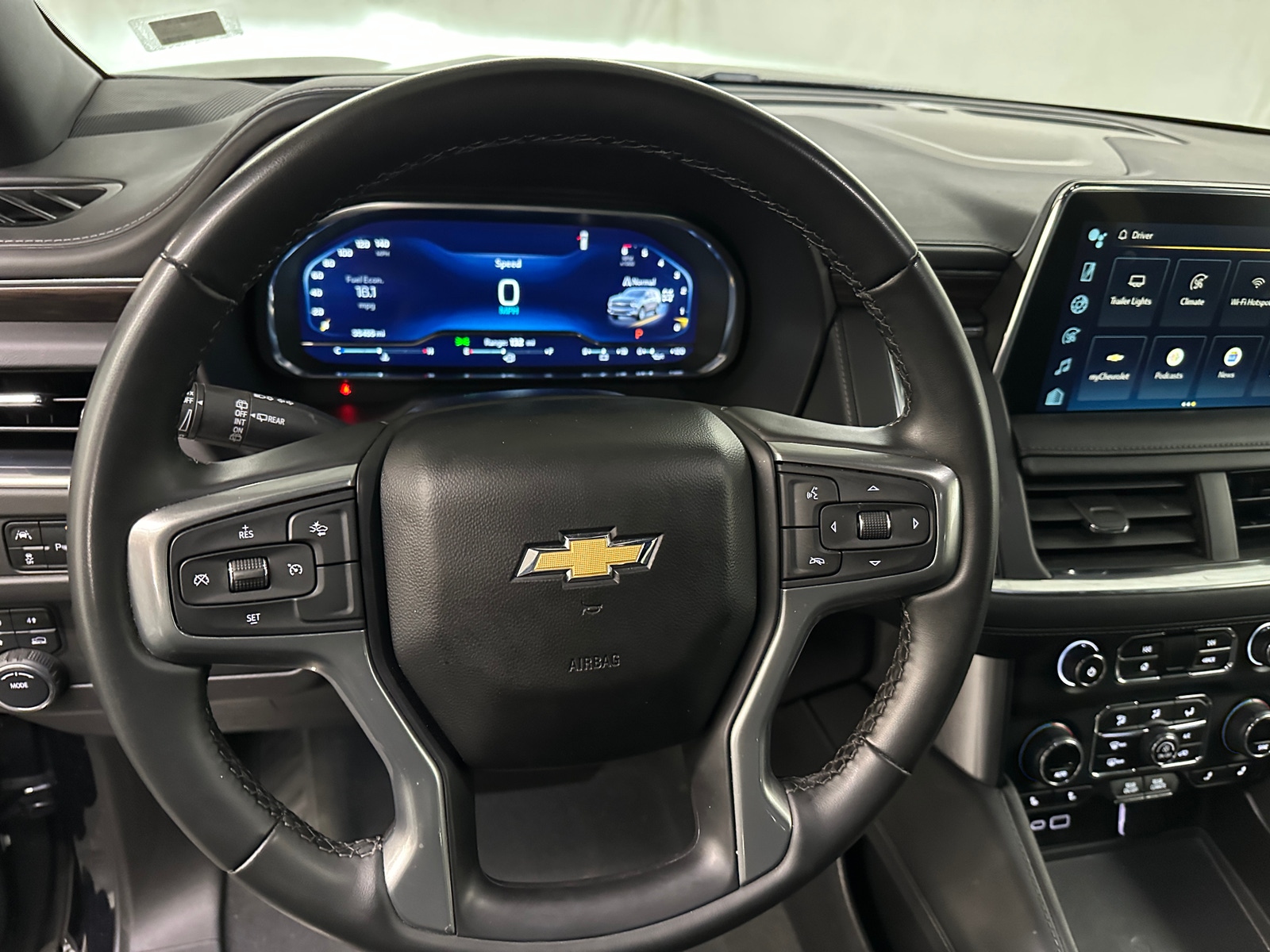 Thumbnail: 2024 Chevrolet Tahoe - 4