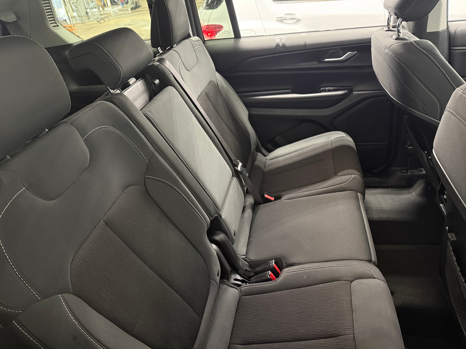 Thumbnail: 2023 Jeep Grand Cherokee L - 6