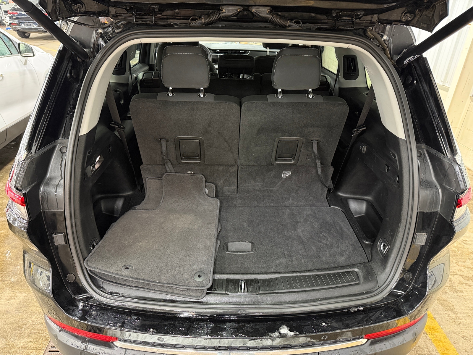 Thumbnail: 2023 Jeep Grand Cherokee L - 7