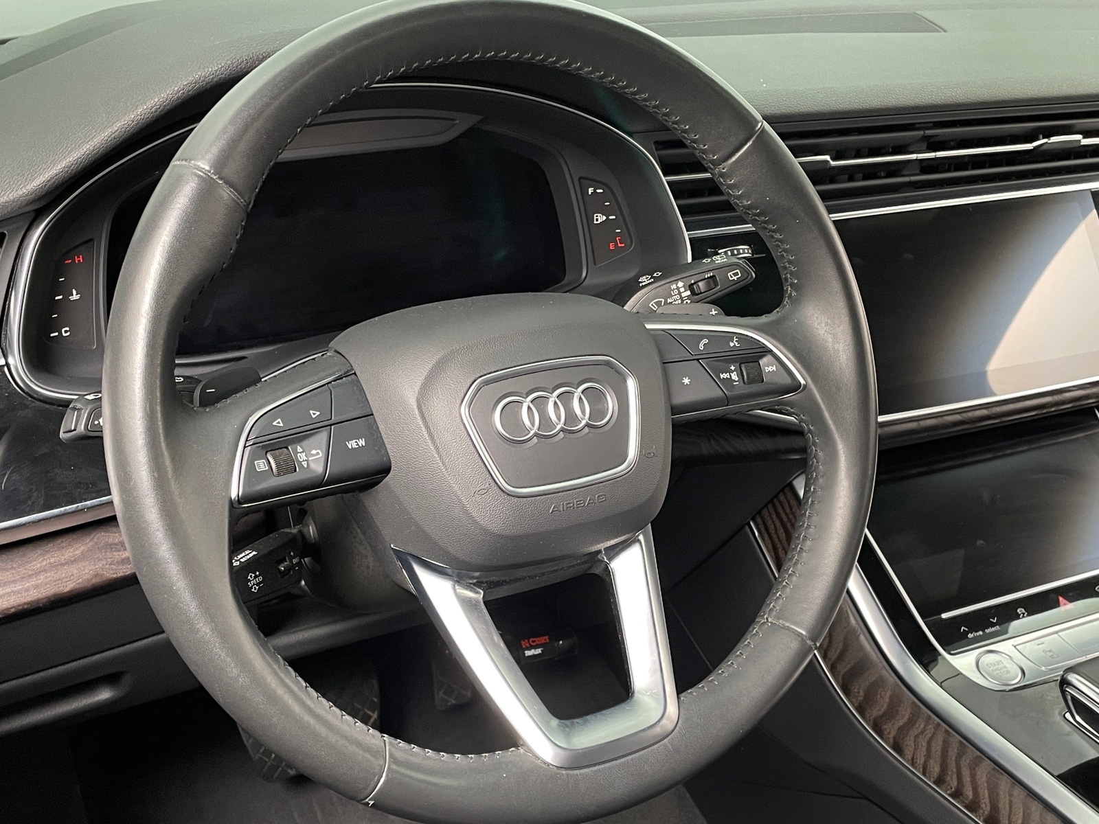 Thumbnail: 2020 Audi Q7 - 4