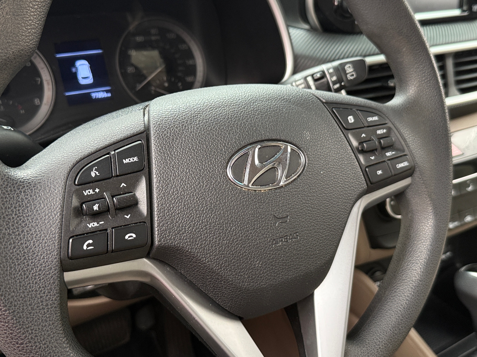 Thumbnail: 2019 Hyundai Tucson - 5