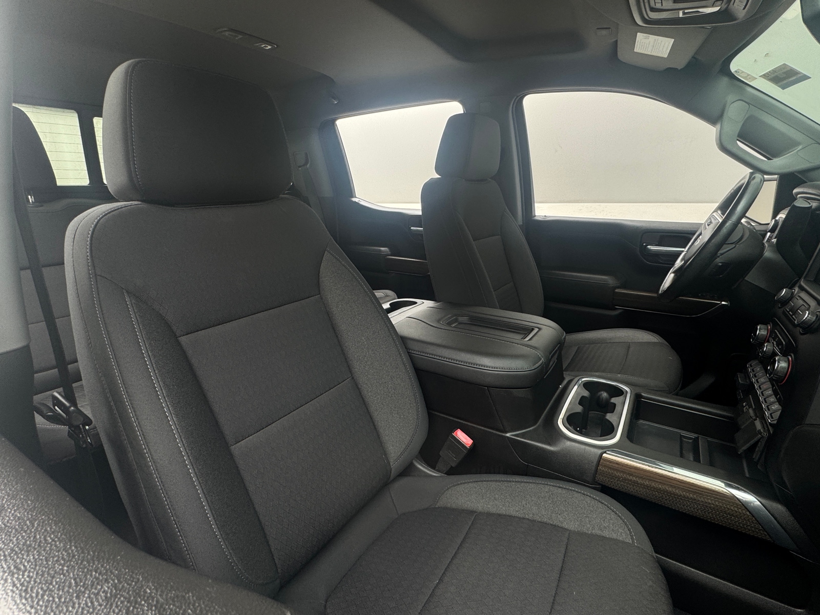 Thumbnail: 2020 Chevrolet Silverado 1500 - 2