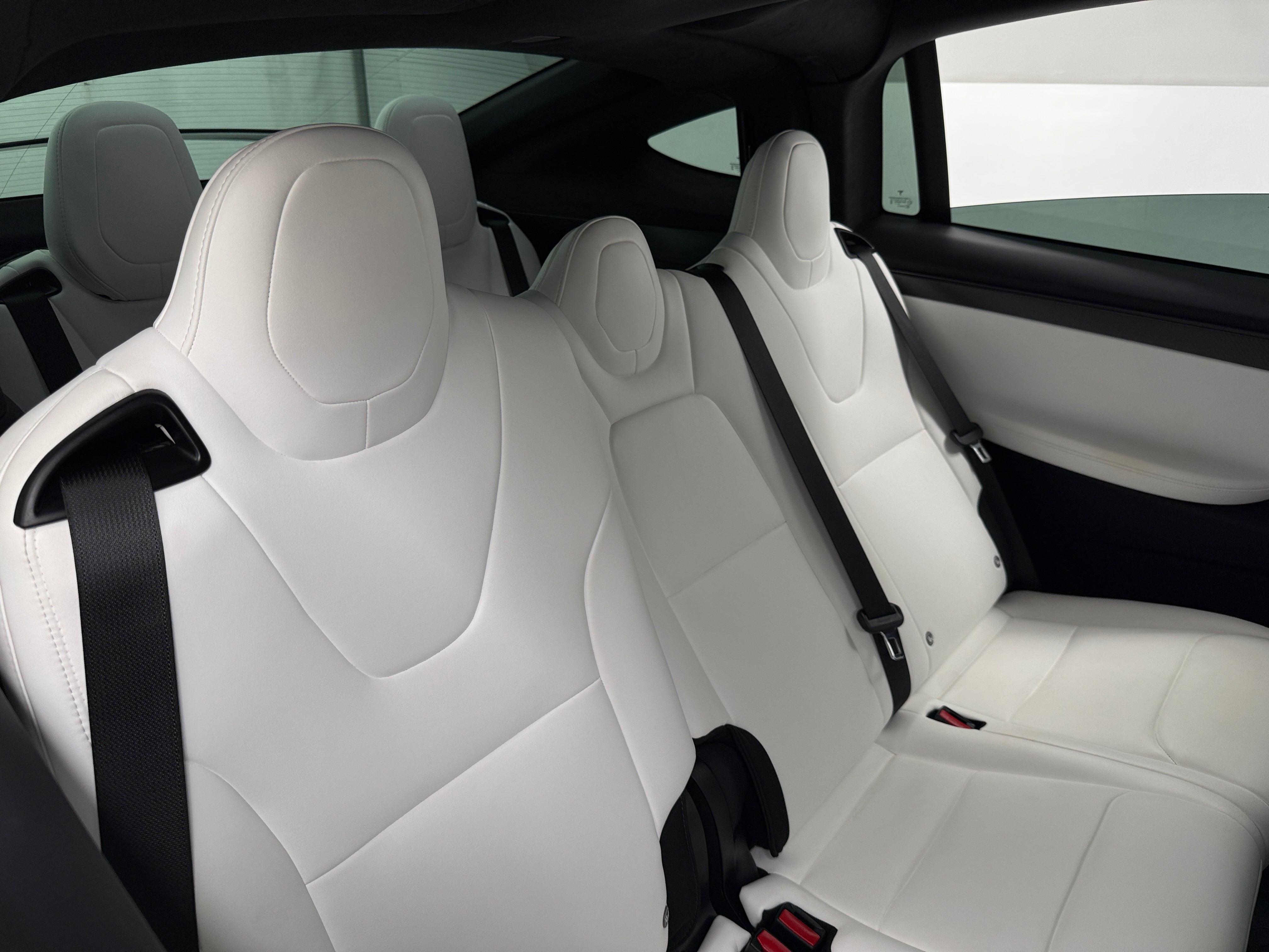 Used 2020 Tesla Model X Performance with VIN 5YJXCAE48LF233671 for sale in Oak Creek, WI