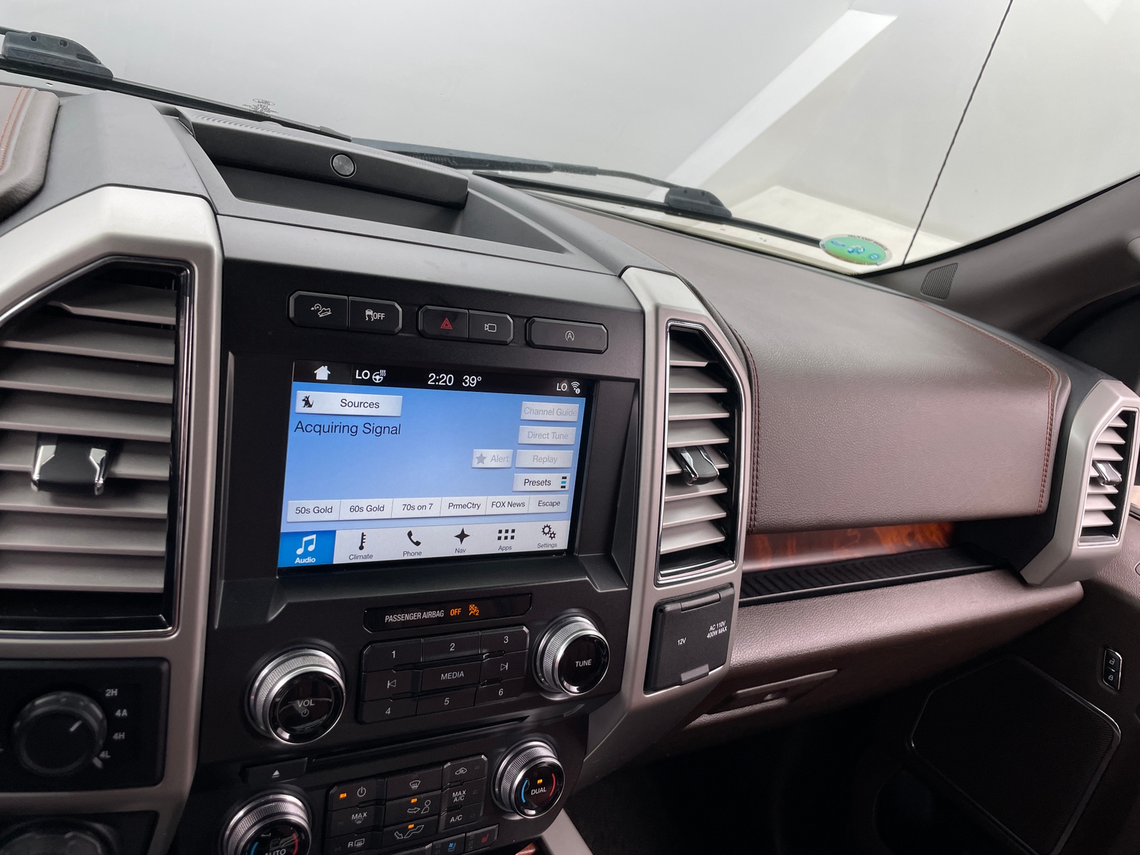 Thumbnail: 2018 Ford Econoline - 3