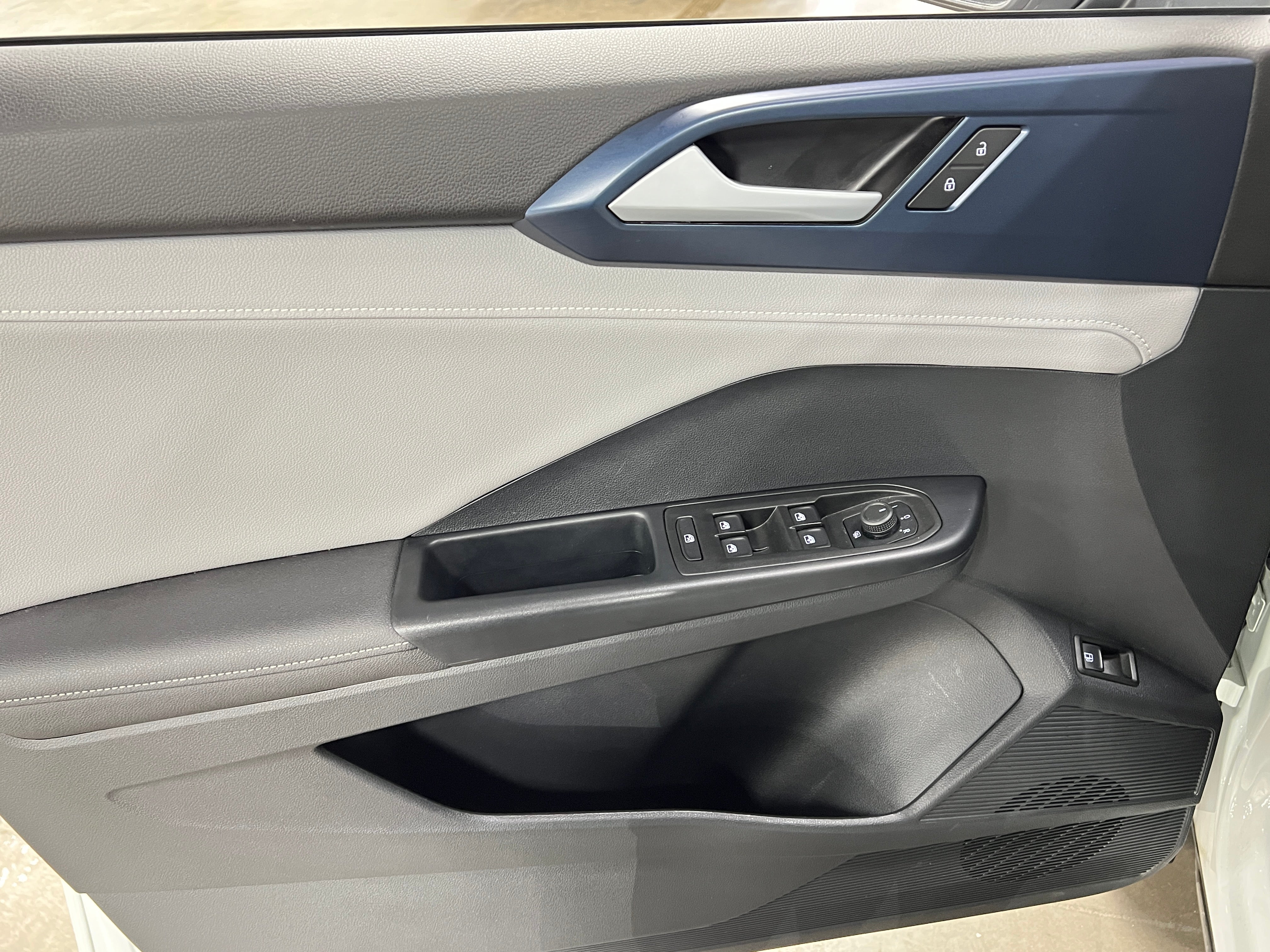 2024 Volkswagen Taos