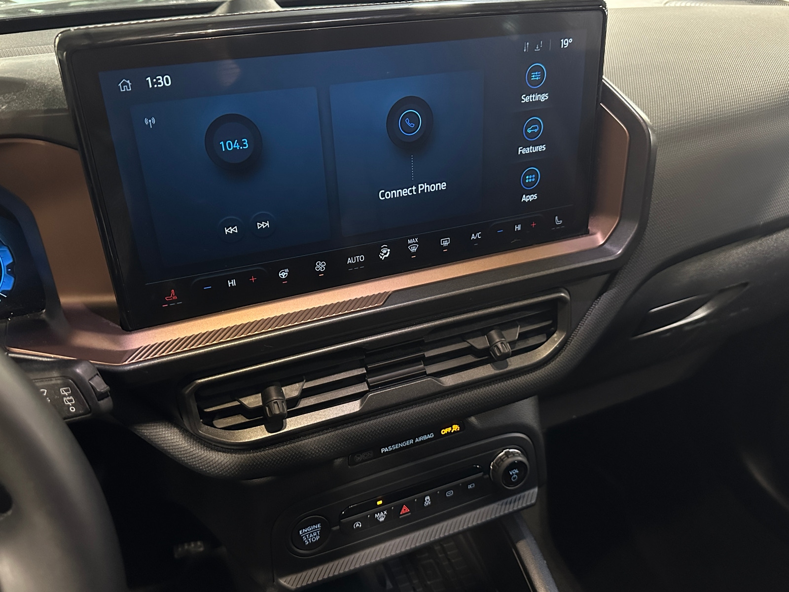 Thumbnail: 2025 Ford Bronco Sport - 3