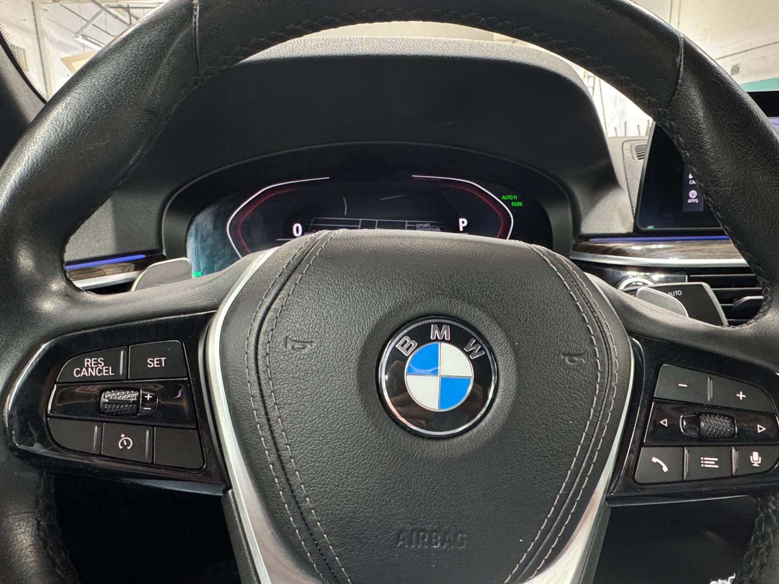 Thumbnail: 2020 BMW 5 Series - 4