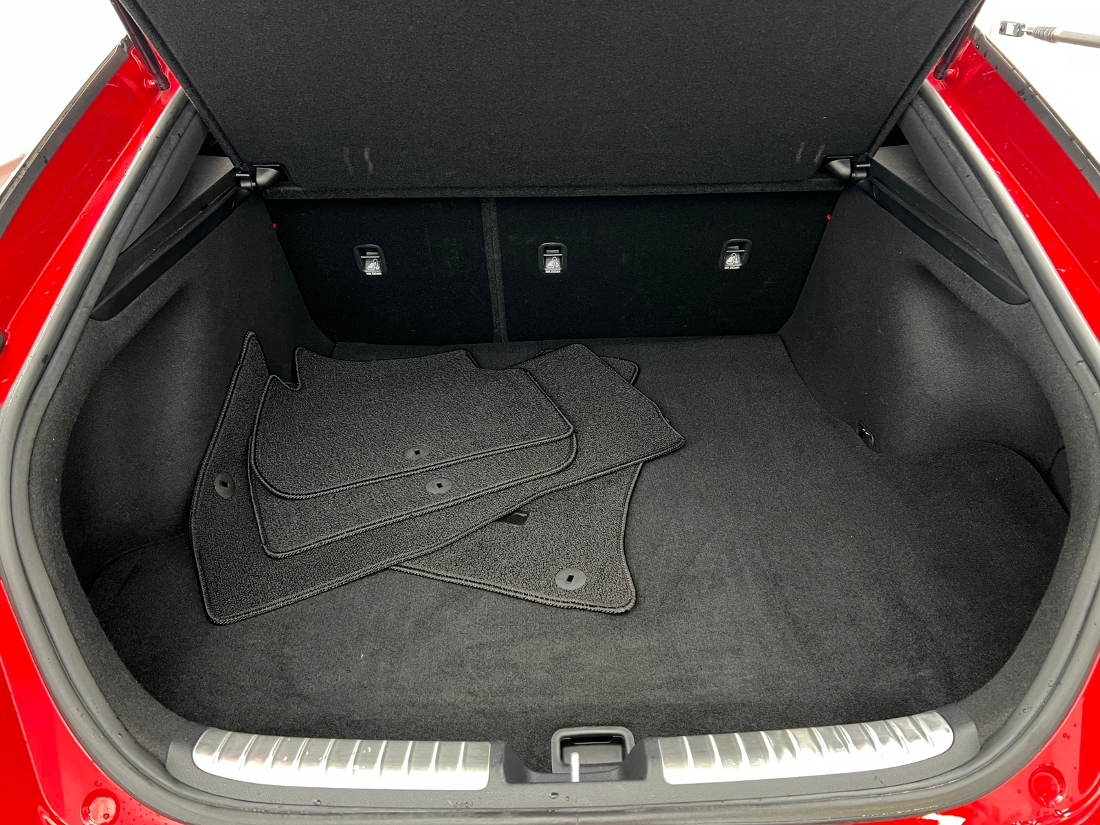 Thumbnail: 2022 Kia Stinger - 6