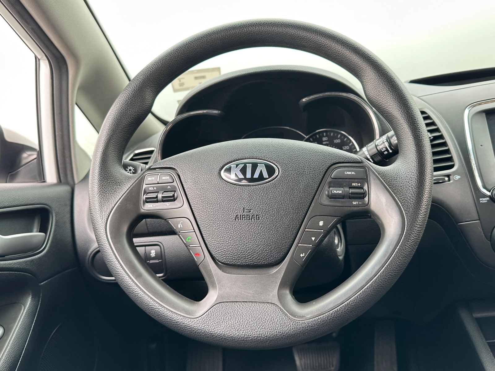 Thumbnail: 2018 Kia Forte - 5
