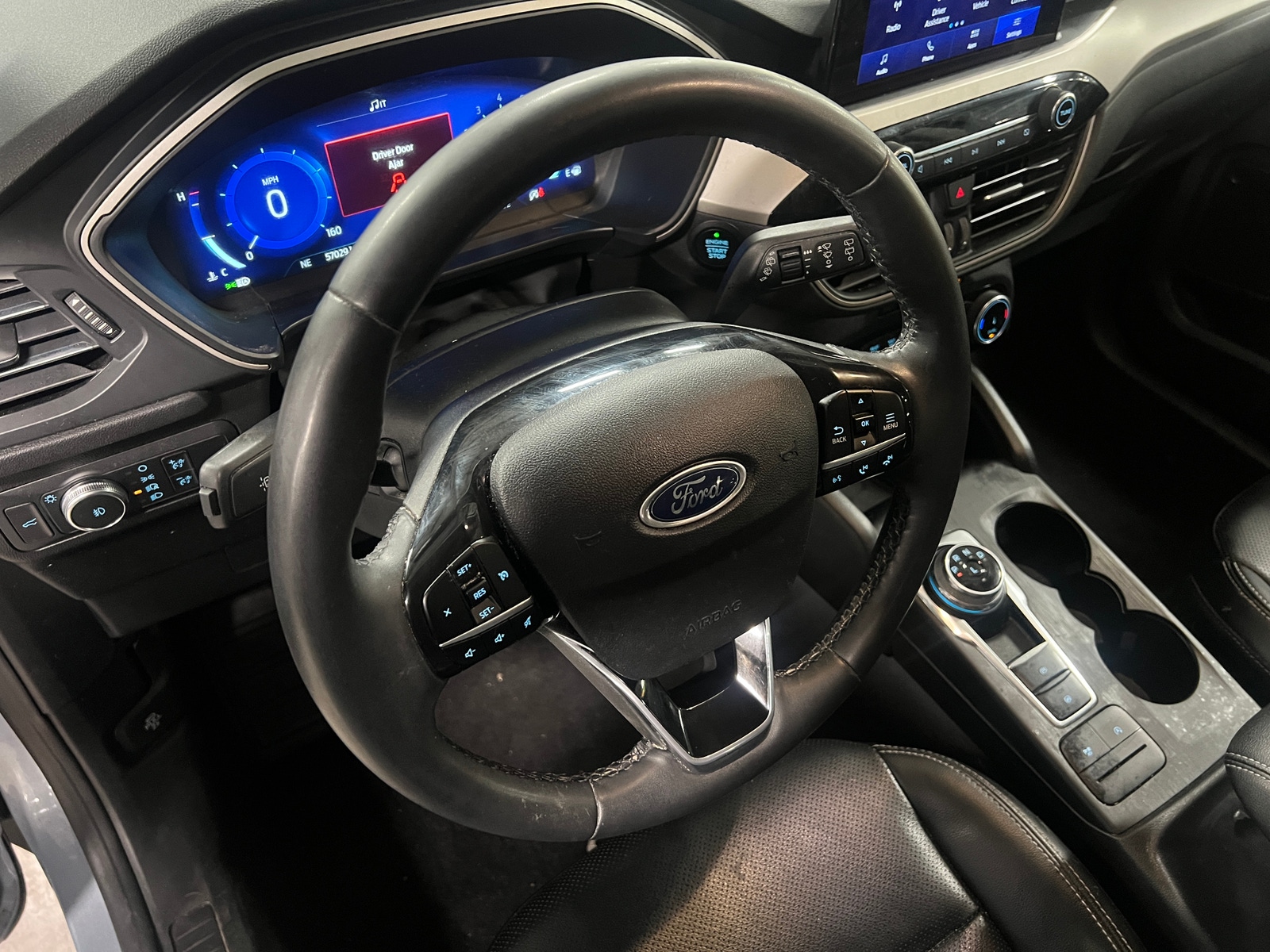 Thumbnail: 2022 Ford Escape - 4