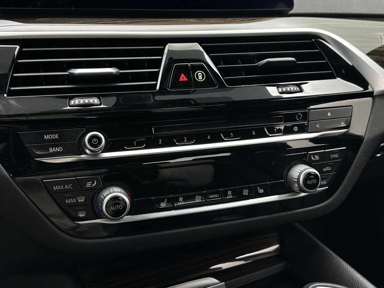 Thumbnail: 2019 BMW 5 Series - 3