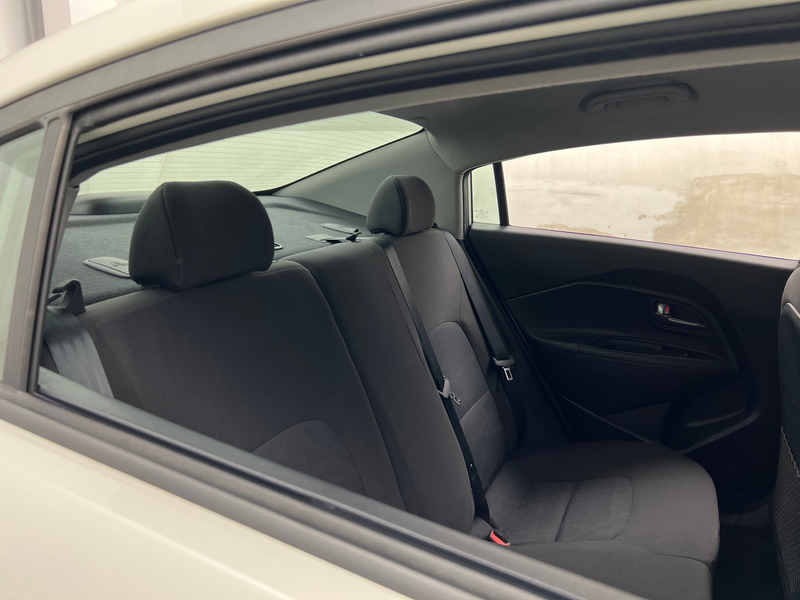 Thumbnail: 2017 Kia Rio - 6