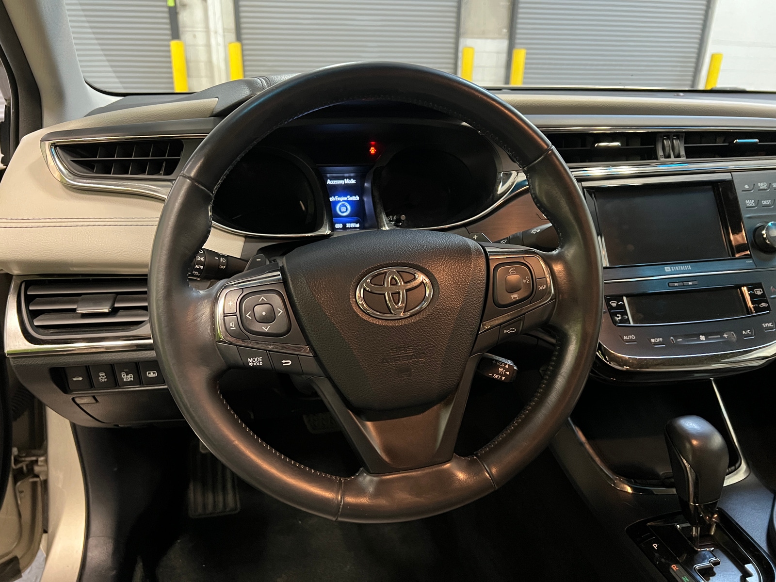 Thumbnail: 2013 Toyota Avalon - 5