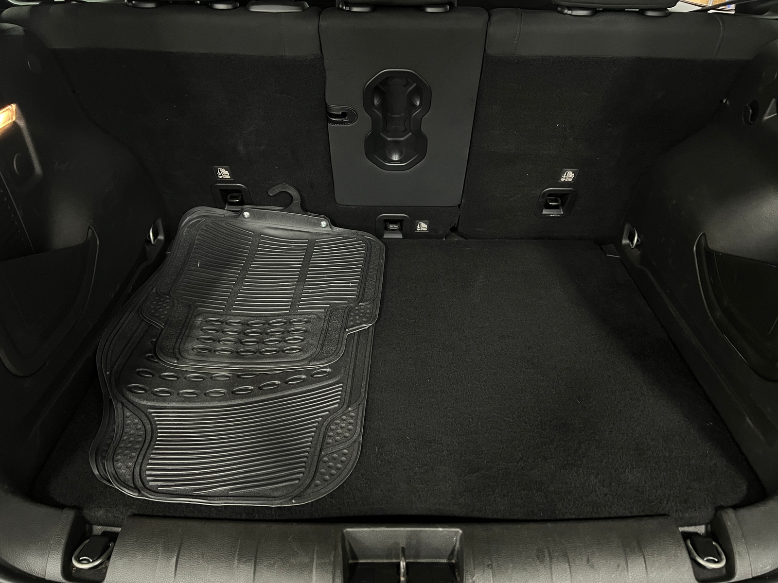 Thumbnail: 2020 Jeep Renegade - 7