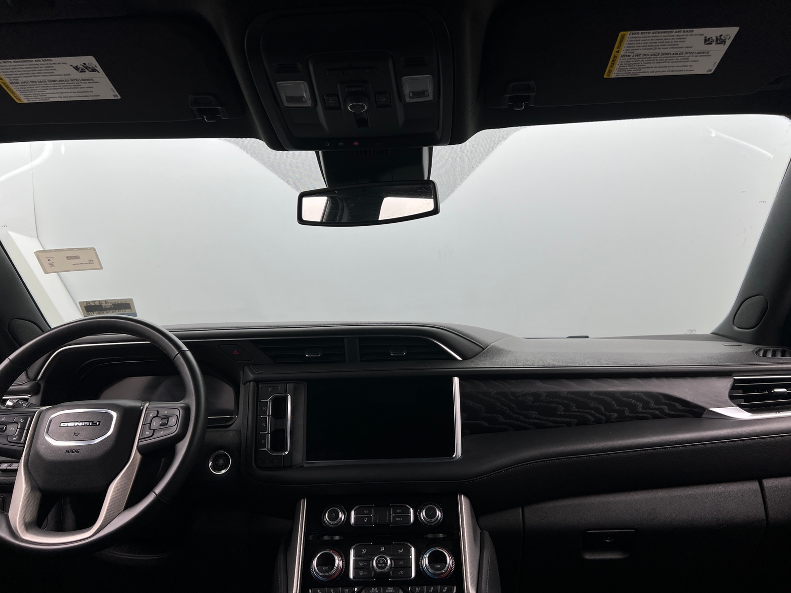 Thumbnail: 2023 GMC Yukon - 2