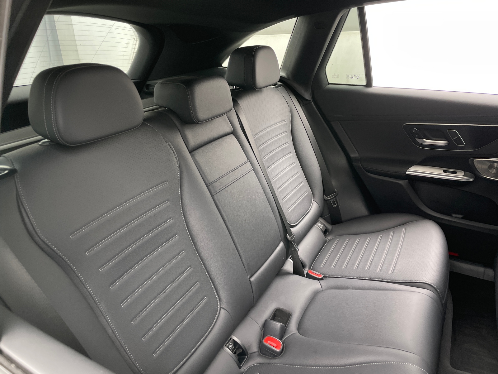 Thumbnail: 2025 Mercedes-Benz GLC - 5