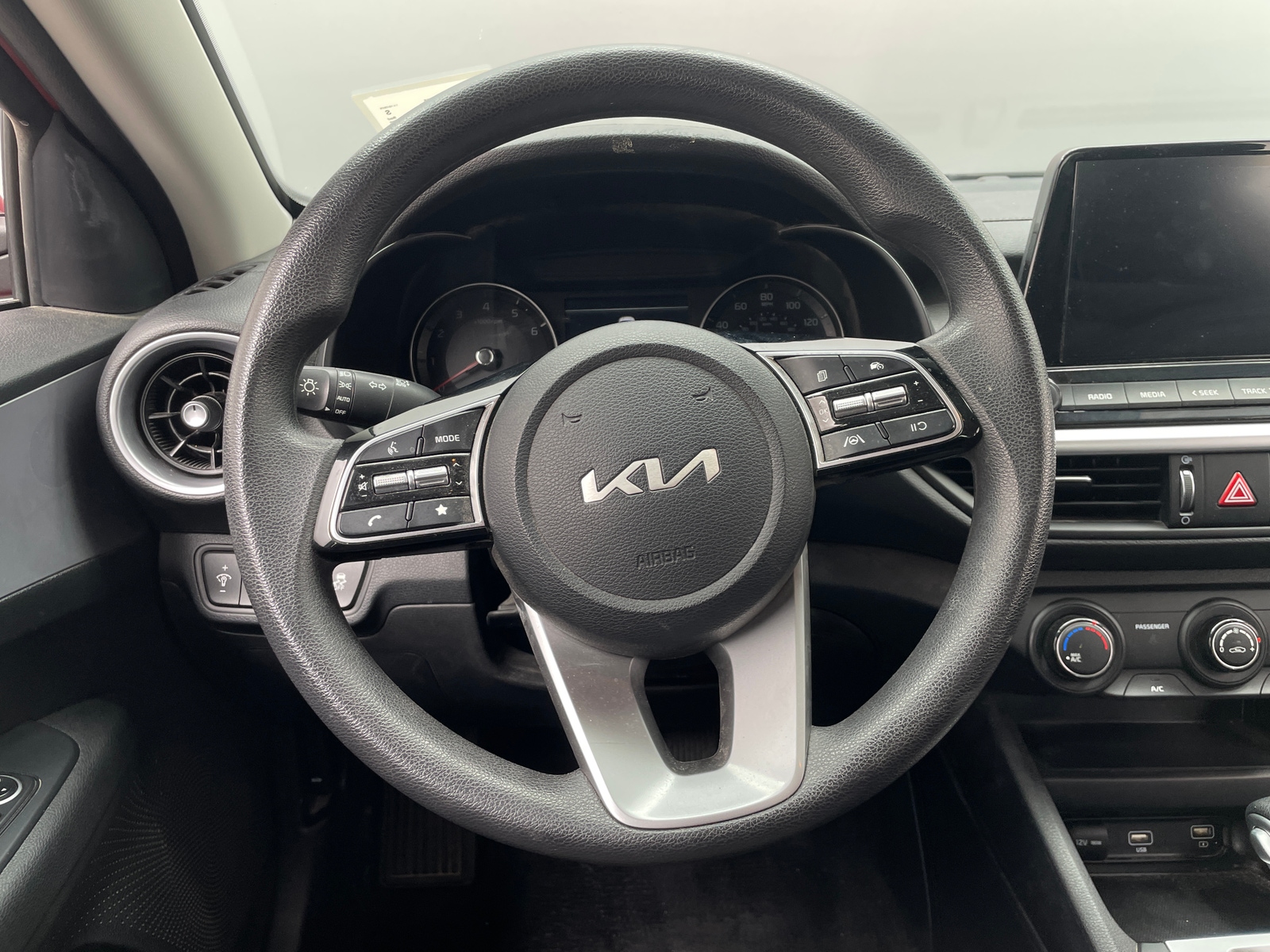 Thumbnail: 2024 Kia Forte - 5